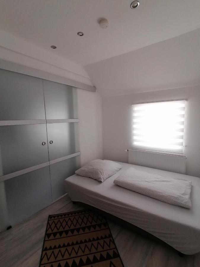 Ferienhaus Resit 1 Apartment Steinhude Bagian luar foto